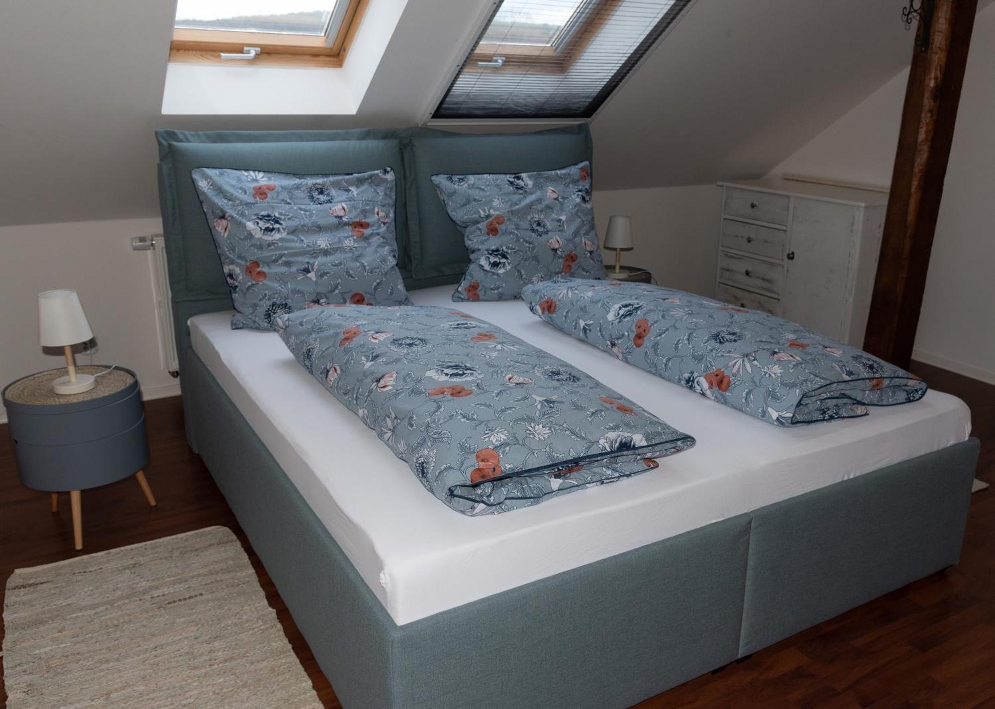 Moderne, Gemuetliche Dg-Wohnung In Ruhiger Lage ノインブルク・フォルム・ヴァルト エクステリア 写真