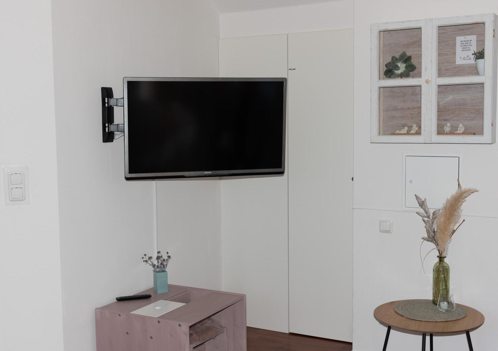 Moderne, Gemuetliche Dg-Wohnung In Ruhiger Lage ノインブルク・フォルム・ヴァルト エクステリア 写真