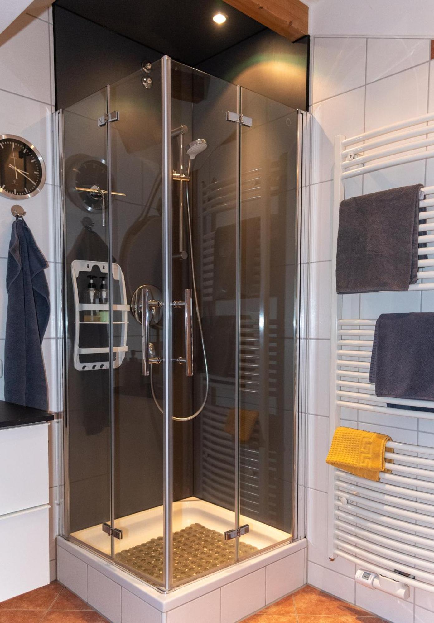 Moderne, Gemuetliche Dg-Wohnung In Ruhiger Lage ノインブルク・フォルム・ヴァルト エクステリア 写真